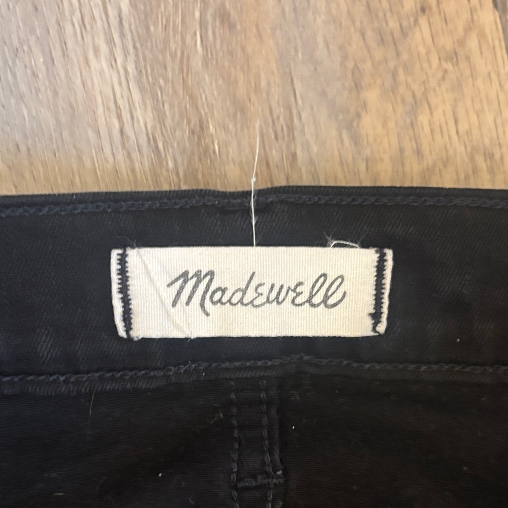 Black Jeans - Picture 2 of 3